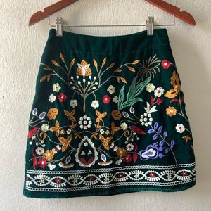 Romeo + Juliet Floral Embroidered Velvet Mini Skirt